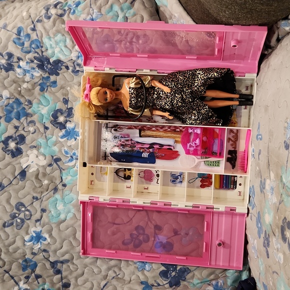 Barbie Toys Barbie Carrying Case And Accessories Poshmark
